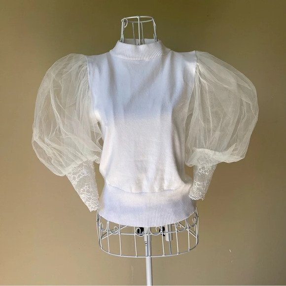 Garcia white sweater turtleneck, sheer puffed sleeves with lace cuffs size S - Picture 3 of 11